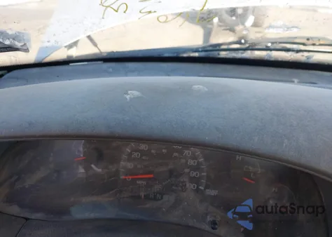 2000 Ford F-150 Work Series/Xl/Xlt from USA, damaged, VIN 1FTRF18W8YNA61907